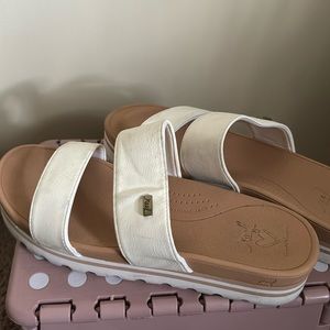 Reef platform sandals.